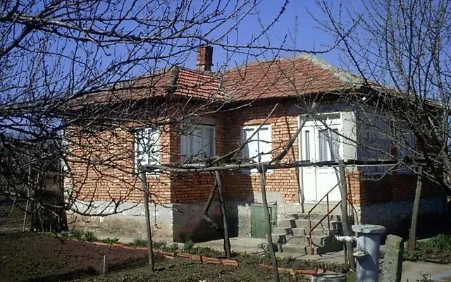 Дом в Каварна
