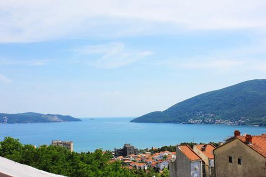 Квартира в Игало