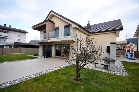 Отдельный дом в Рудник