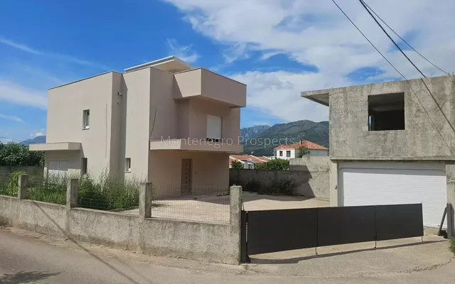 Дом в Барская Ривьера