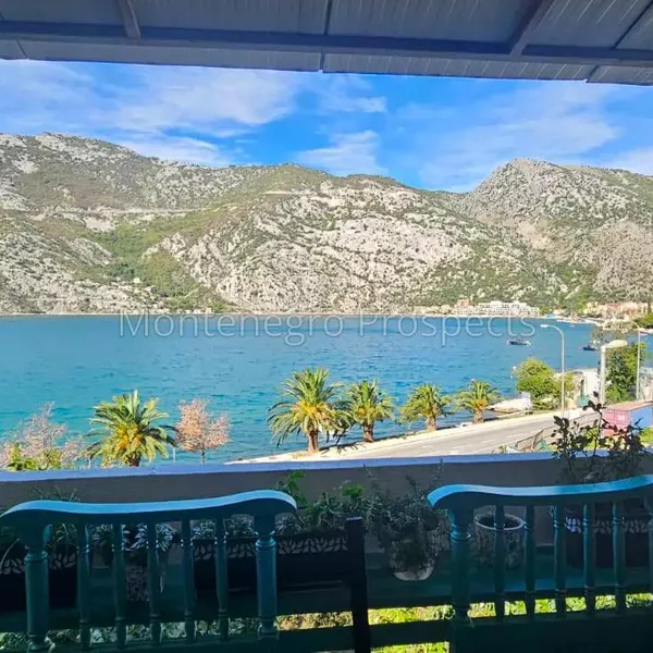 Квартира в Рисан, фото 1