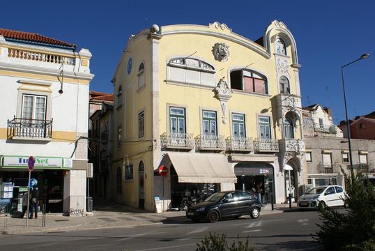 Различного назначения в Сетубал