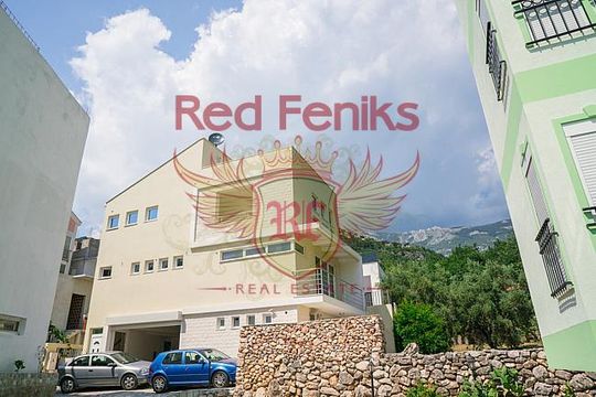 Дом в Будва