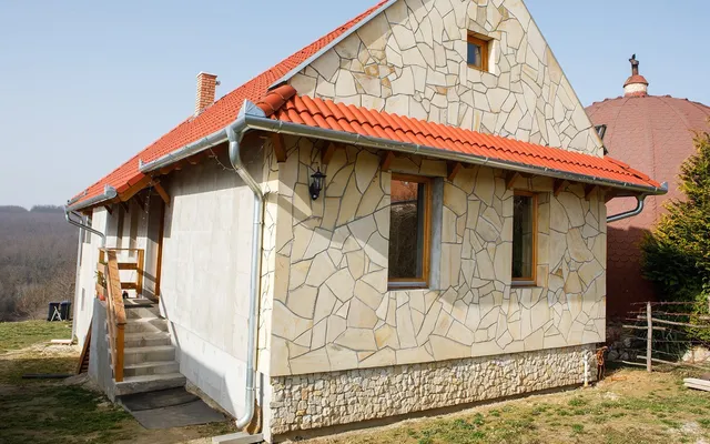 Дом в Залачань