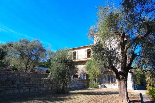 Дом в Ницца