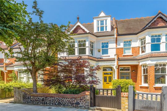 Дом в Лондон