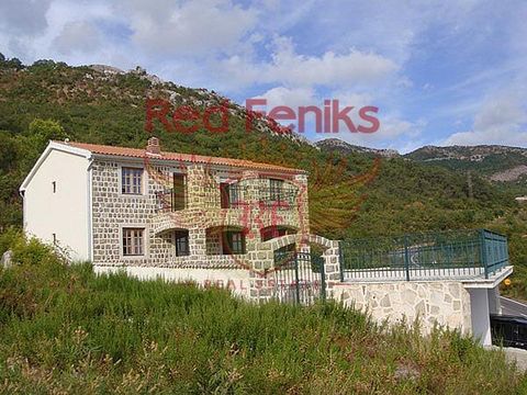 Дом в Петровац