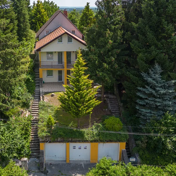 Дом в Залакарош, фото 1