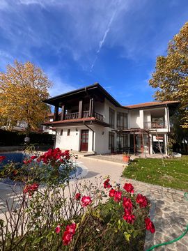 Дом в Ахелой