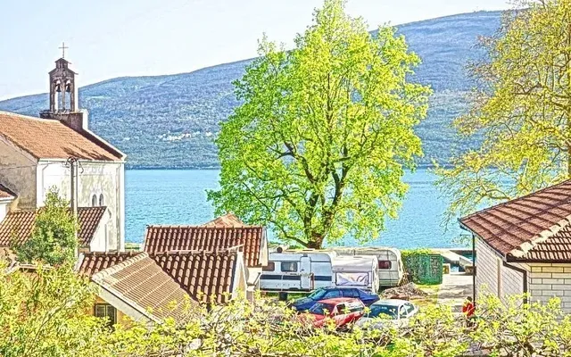 Квартира в Дженовичи
