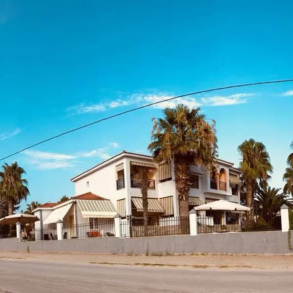 Отель в Ситониа, фото 1