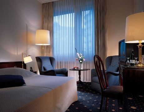 Отель в Берлин