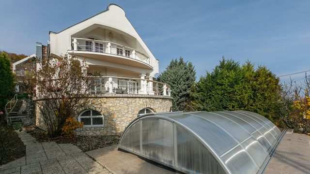 Вилла в Balatongyörök