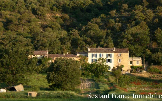 Дом в Auvergne-Rhône-Альпы