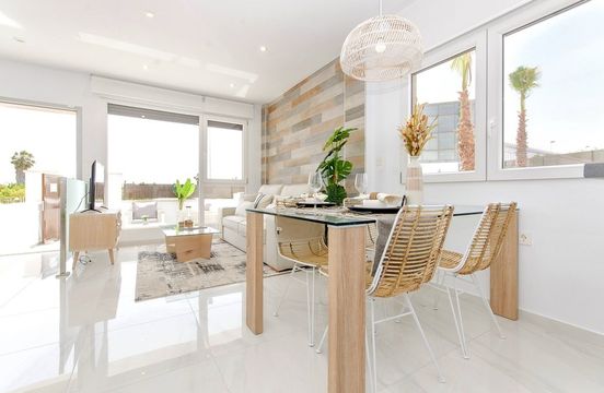 Таунхаус в Торревьеха