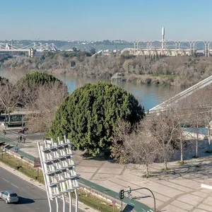 Puerta Barqueta in Seville, фото 4