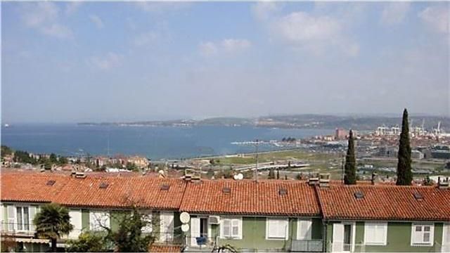 Дуплекс в Копер