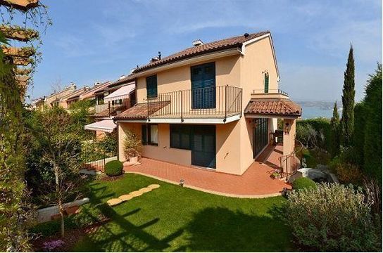 Дом в Копер