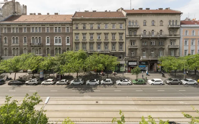 Квартира в Будапешт VI