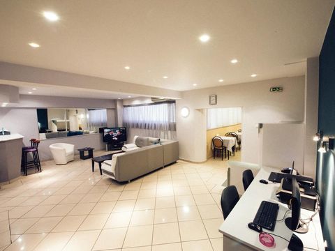 Отель в Патры