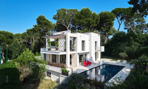 Дом в Сен-Жан-Кап-Ферра