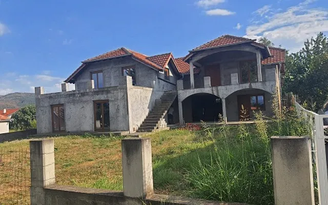 Дом в Сербия