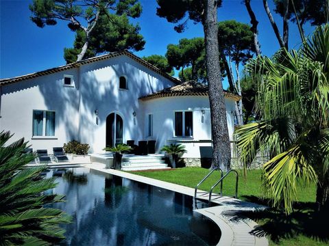 Вилла в Антиб