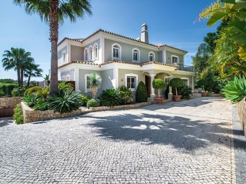 Вилла в Алмансил