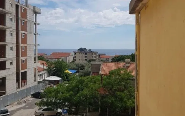Студия в Петровац