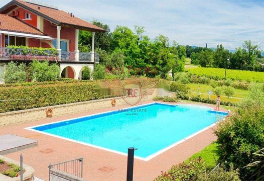 Вилла в Дезенцано-дель-Гарда