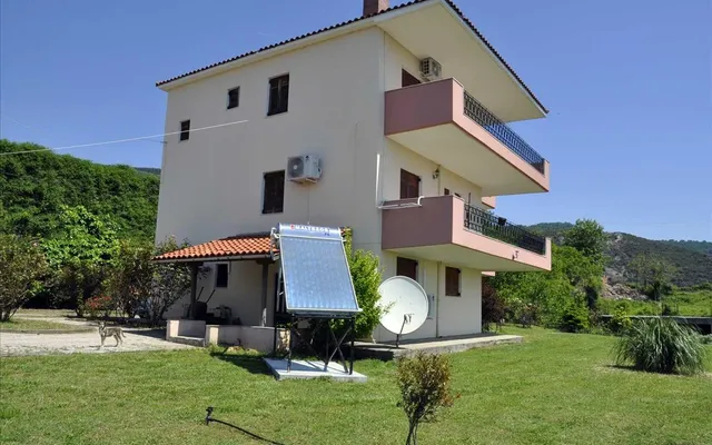 Вилла в Aristotle University of Thessaloniki
