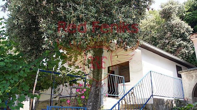 Дом в Круче