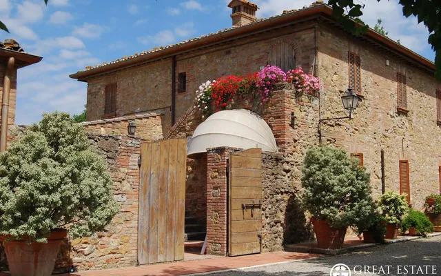 Дом в Сиена