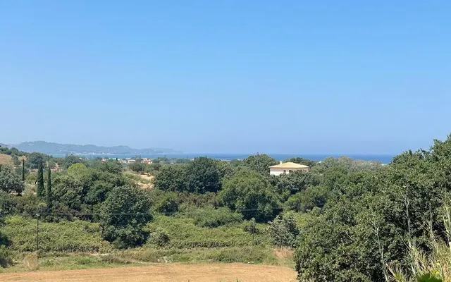 Земельный участок в Corfu