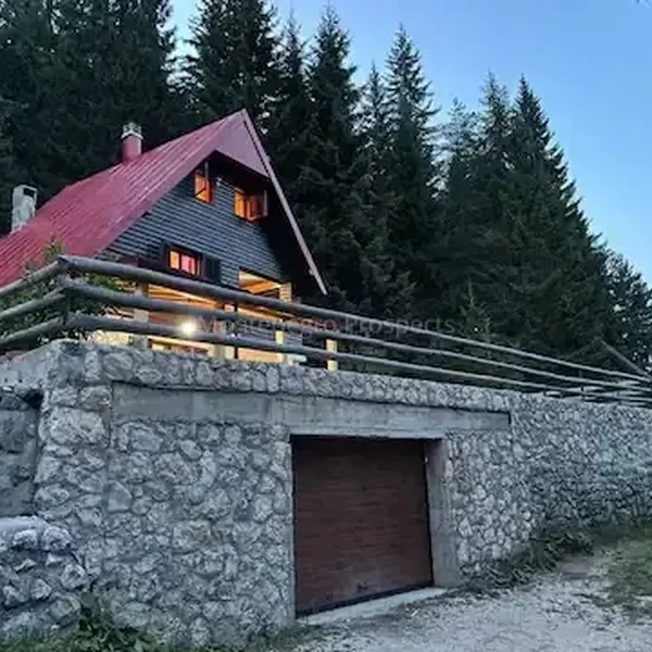 Дом в Жабляк, фото 1