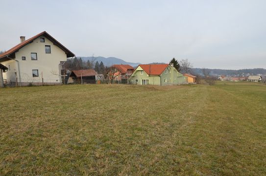 Земельный участок в Иг