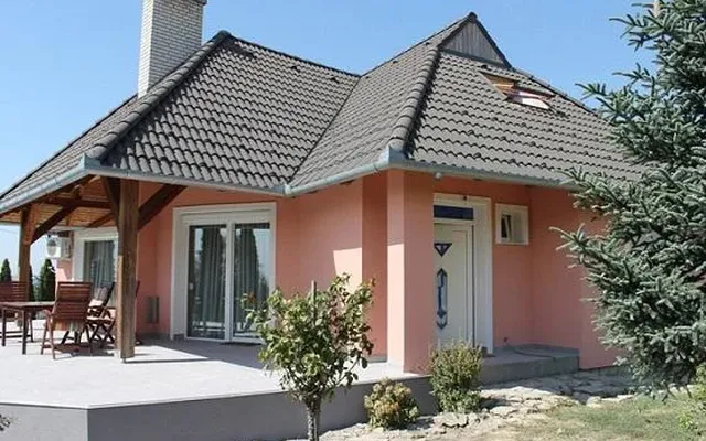 Отдельный дом в Черсегтомай