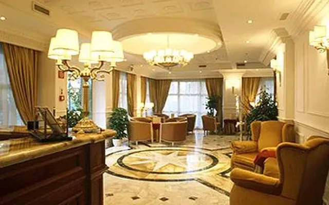 Отель в Рим