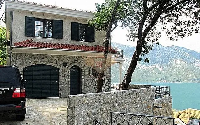 Квартира в Каменари