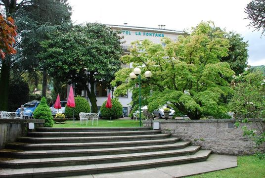 Отель в Стреза