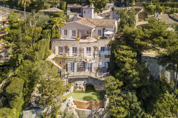 Вилла в Прованс-Alpes-Côte d'Azur
