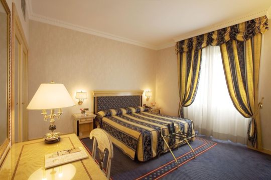 Отель в Бергамо