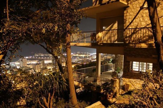 Отдельный дом в Босолеиль