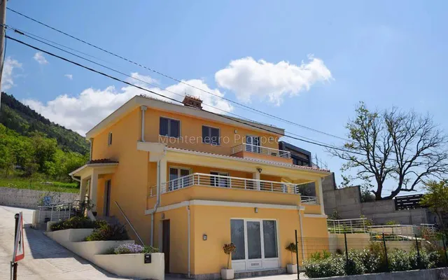 Дом в Боко-Которская бухта