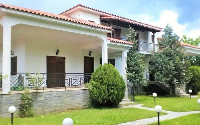 Отдельный дом в Aristotle University of Thessaloniki