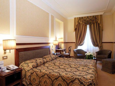 Отель в Рим