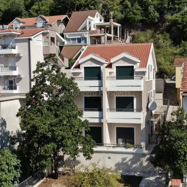 Квартира в Игало, фото 1