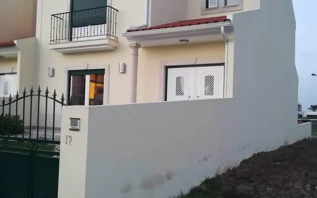 Смежный дом в Калдаш-да-Раинья