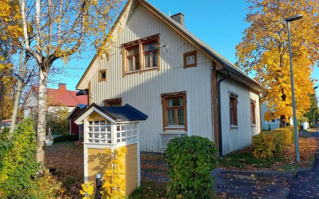 Дом в Sundomin сааристо