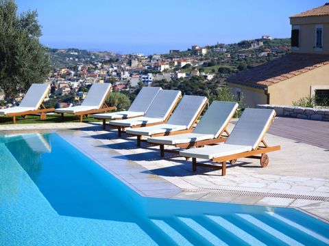 Отель в Ираклион